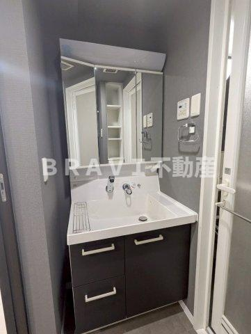アーデンタワー本町イースト　BRAVI不動産の独立洗面台