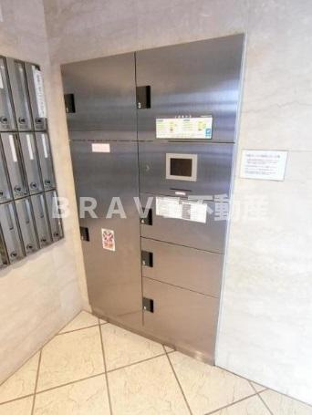 アドバンス心斎橋グランガーデン　BRAVI不動産の設備|【アドバンス心斎橋グランガーデン】宅配ボックス