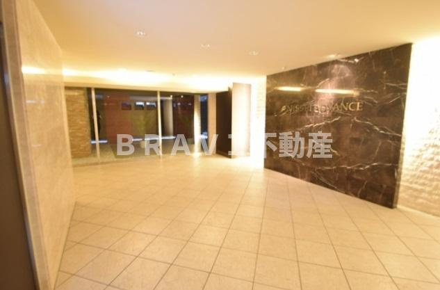 アドバンス心斎橋グランガーデン　BRAVI不動産のロビー|【アドバンス心斎橋グランガーデン】毎日通るロビーはこのようになっています