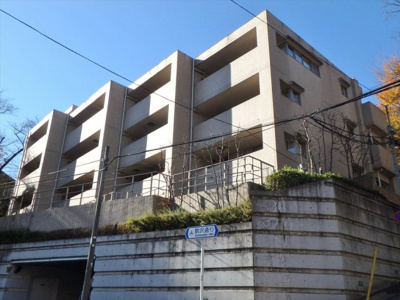 【外観】 | ベルス瀬田 | 閑静な住宅街に佇む高級レジデンス