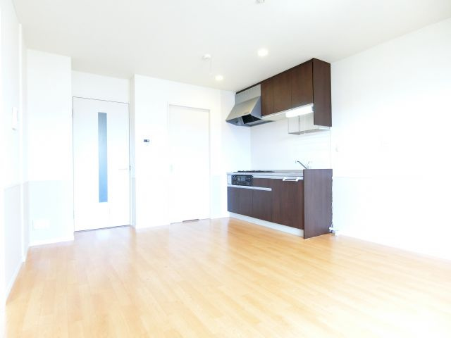 エスポワールⅡB棟の居間・リビング