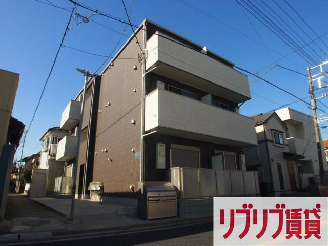ソラリスの外観