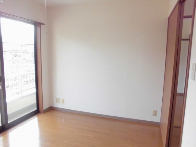 ライフステージカザマの居間・リビング|サンプル写真になります。ゆったりとした居間です