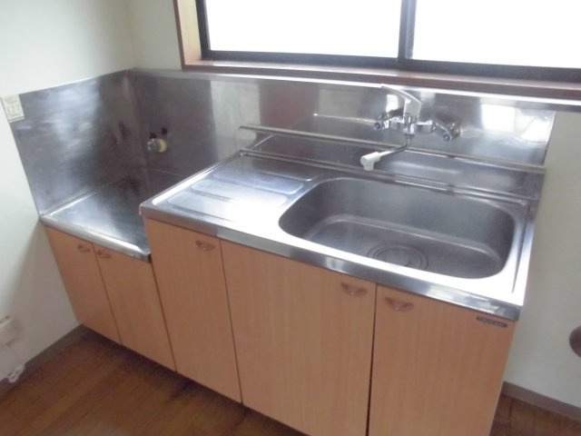 ライフステージカザマのキッチン|お料理しやすいキッチンです