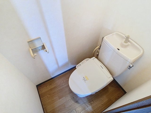 ライフステージカザマのトイレ|ゆったりとした空間のトイレです