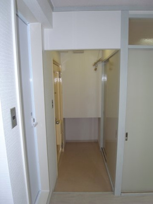 【玄関】 | 日新ビル
