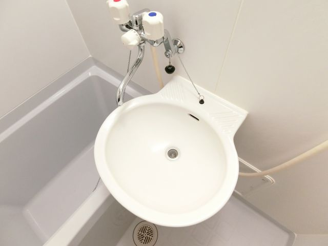 スタンドアップ錦町の洗面所