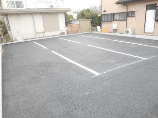 【駐車場】