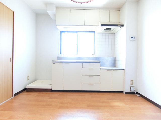 ハイツロベリアのキッチン