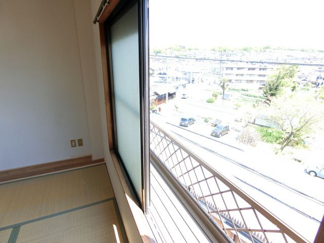 ハイツロベリアのバルコニー