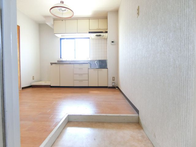 ハイツロベリアの玄関