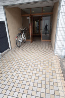 【エントランス】