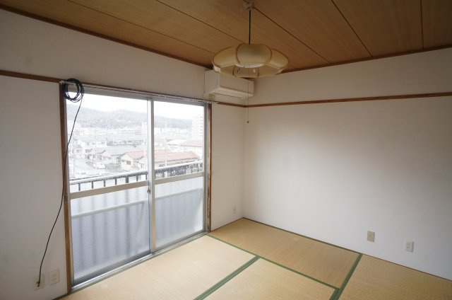 【寝室】