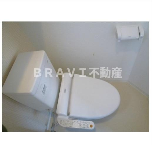 アドーラブル船場　BRAVI不動産のトイレ|【アドーラブル船場】トイレです