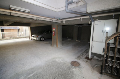 【駐車場】 | ダイモンニシダイ