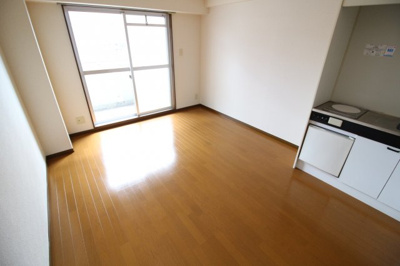 【洋室】 | マルキュウビル