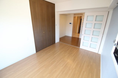 【洋室】 | プラターヌ