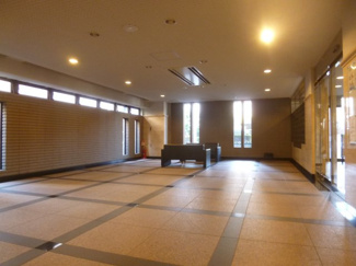 【エントランス】