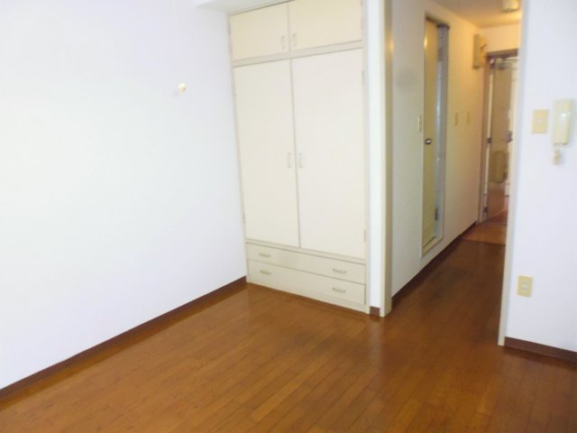 ＭＴビルの居間・リビング