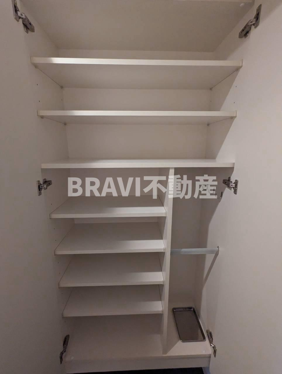 BLAU本町東（旧BPRレジデンス本町東）　BRAVI不動産の玄関