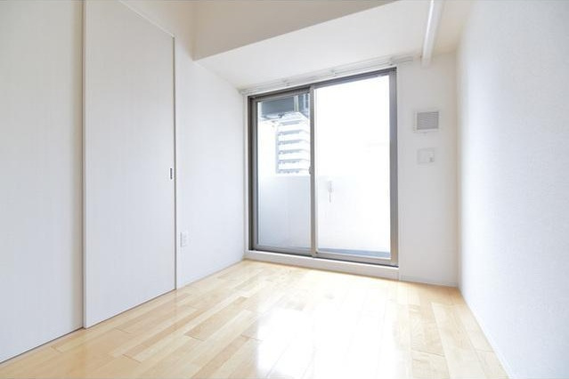 SERENiTE堺筋本町SUD（セレニテサカイスジホンマチエスユーディー）　BRAVI不動産の洋室