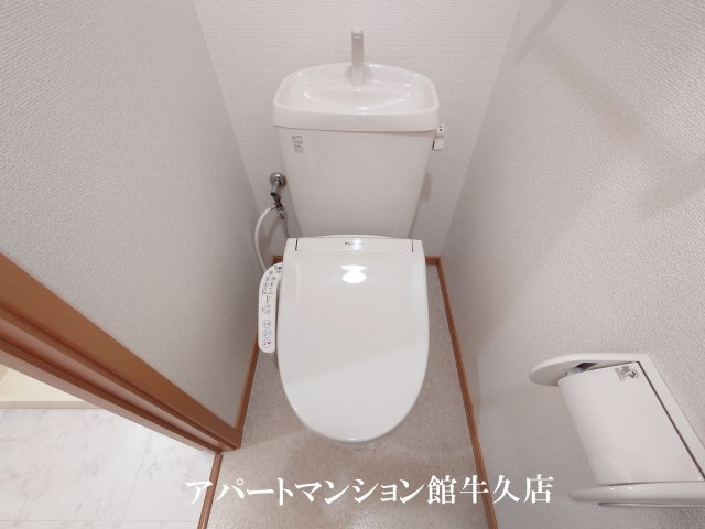 ウエスト・アヴェニューのトイレ