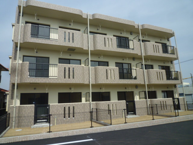 倉敷市西阿知町の賃貸マンションの外観