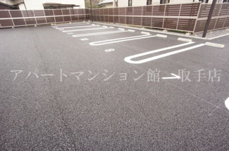 【駐車場】