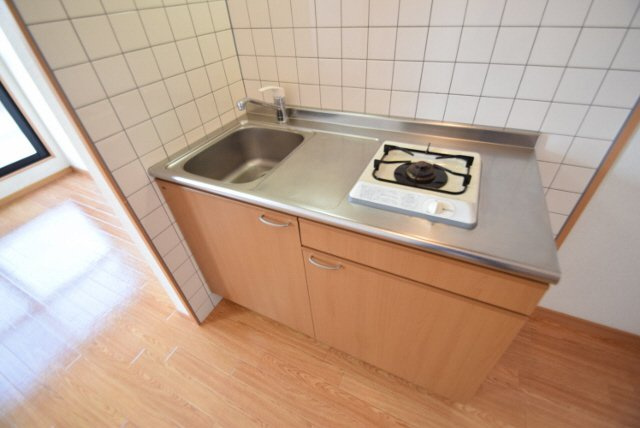 イワセ・ヴィラのキッチン|1口ガスコンロつき