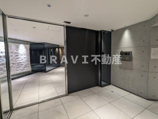 S-RESIDENCE緑橋駅前（エスレジデンス緑橋駅前）　BRAVI不動産のエントランス