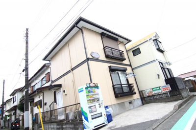 【外観】 | ペアコーポ | 敷地内駐車場あり♪