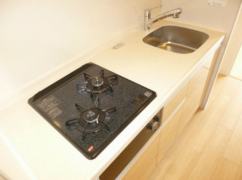 アーバネックス四ツ橋　BRAVI不動産のキッチン|【アーバネックス四ツ橋】お料理しやすいキッチンです