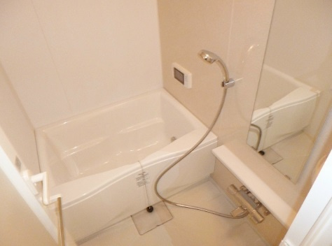 アーバネックス四ツ橋　BRAVI不動産の浴室|【アーバネックス四ツ橋】日々の疲れを癒すお風呂付です