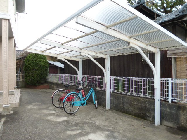 サンハイムヤマテのその他共用部分|自転車置き場
