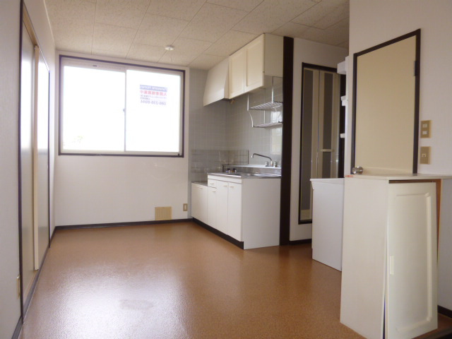 エスポワールヤマテの居間・リビング