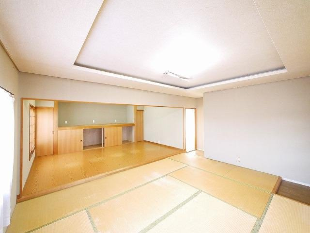 北郡山町尾矢邸の和室|い草の香りが落ち着く素敵な和室です