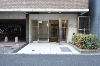 【エントランス】 | エントランス　オートロック完備