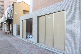 【その他共用部分】 | 敷地内ゴミ置き場はお出かけのついでにゴミが出せます！