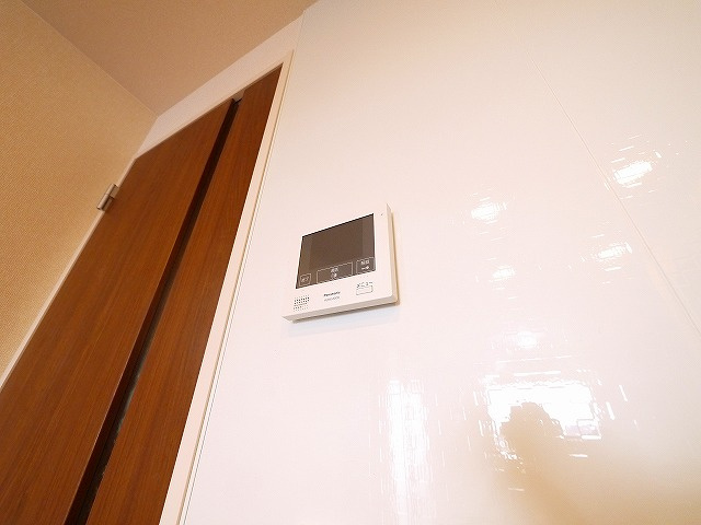 KOJIKA(こじか)のセキュリティ|インターホン付きで安心ですね。