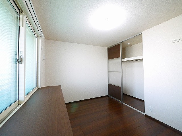 KOJIKA(こじか)の洋室|広々とした洋室です