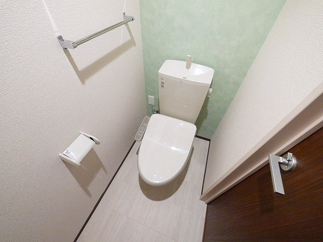 KOJIKA(こじか)のトイレ|落ち着いた色調のトイレです