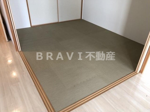 サンクタスタワー心斎橋ミラノ・グランデ　BRAVI不動産の和室|【サンクタスタワー心斎橋ミラノ・グランデ】日本らしい落ち着いた雰囲気の和室です