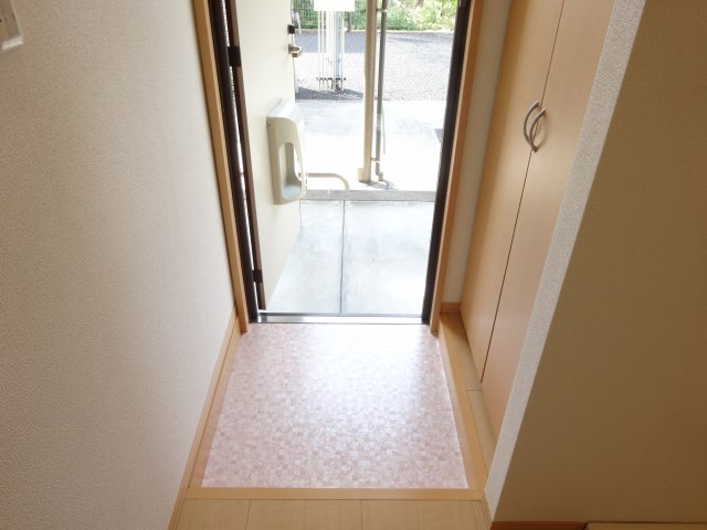 ヴェルドミールⅡの玄関