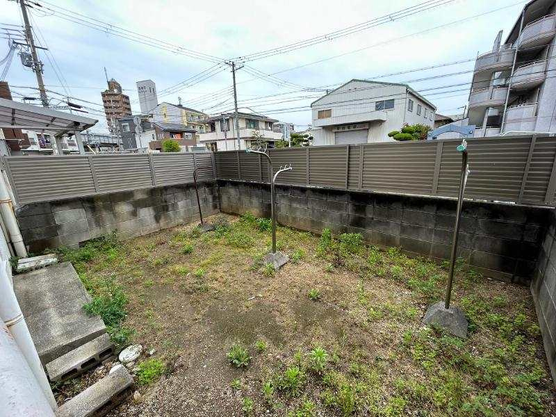 藤本ハイツの庭