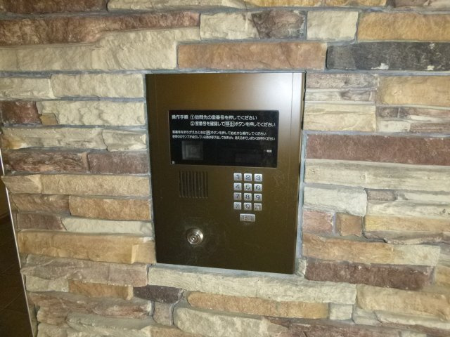 KEIマンションのエントランス