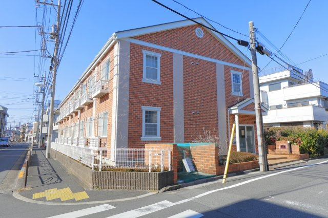リリックコート平和橋の外観