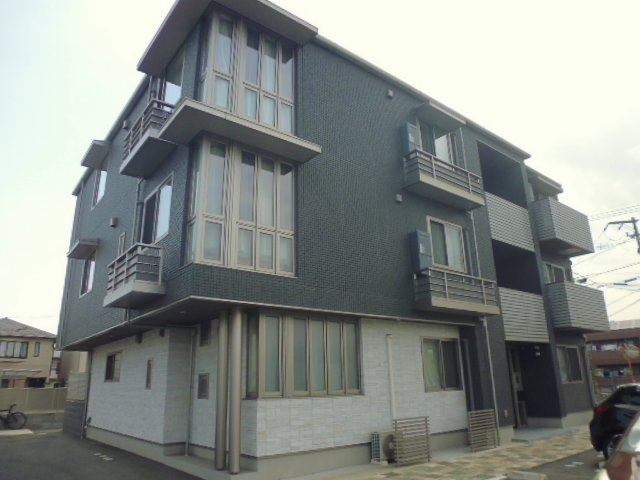 ファーストクラブの外観