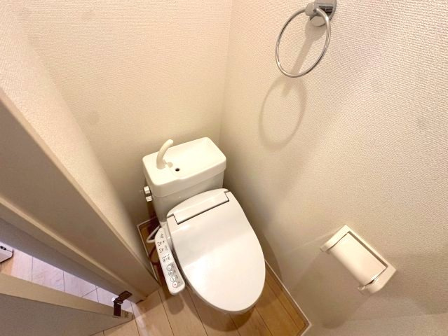 リバーサイドハイツ江戸川のトイレ|別部屋同タイプ