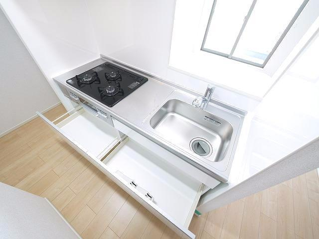 プラシード（奈良市）のキッチン|キッチンでお料理をお楽しみください