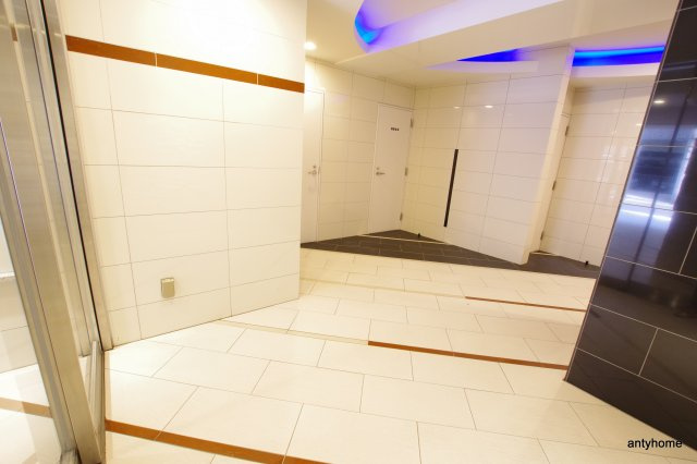 セレニテ梅田エスト　仲介手数料無料のロビー